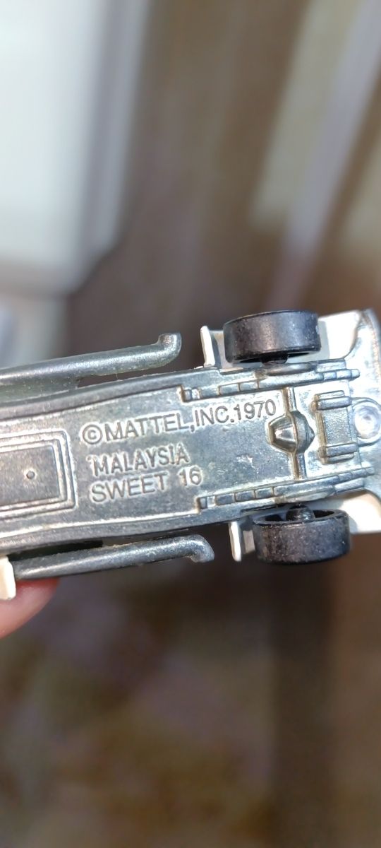 HOTWHEELS VINTAGE CAR DE 1970 1/64