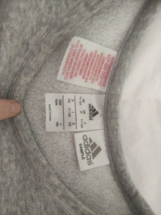 Sudadera Adidas y leggins de Calzedonia