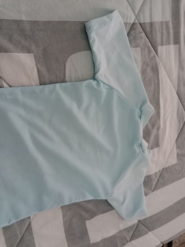 Bañandor niño con protección UV