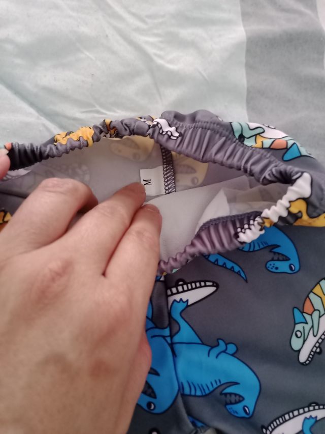 Bañandor niño con protección UV