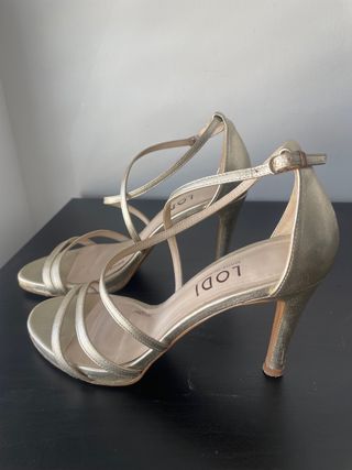 Sandalias doradas LODI talla 37