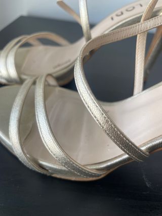 Sandalias doradas LODI talla 37