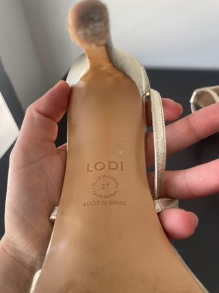 Sandalias doradas LODI talla 37