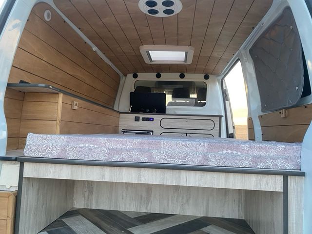 Alquiler camper furgoneta