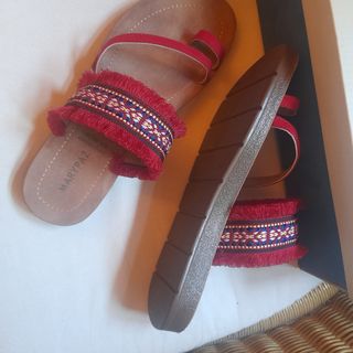 Sandalias rojas 39