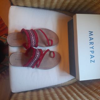 Sandalias rojas 39