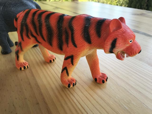 Lote de 16 figuras de animales