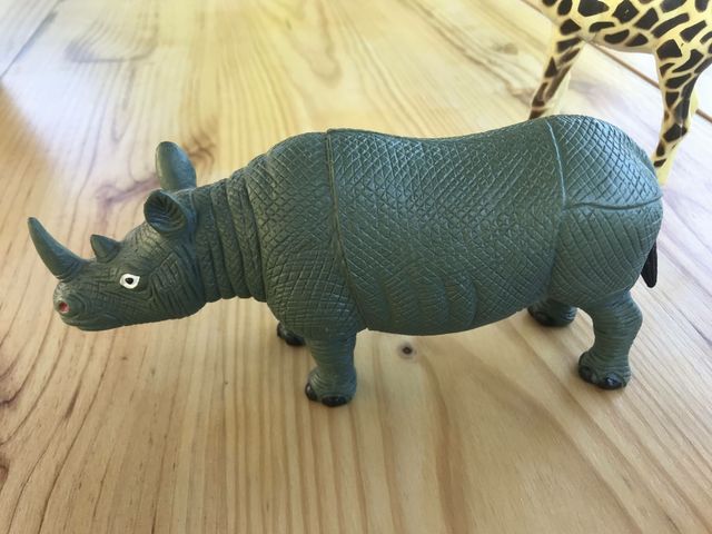 Lote de 16 figuras de animales