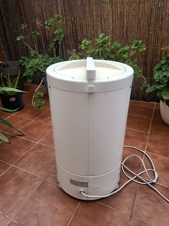 Lavadora Centrifugadora marca MIELE