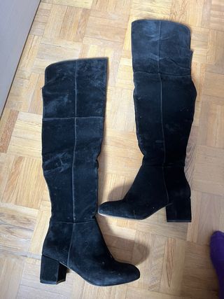 Botas negras altas