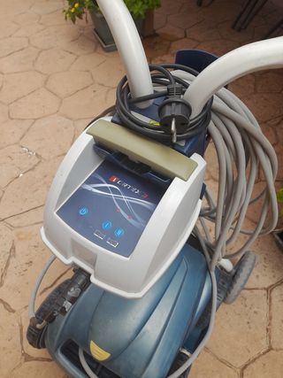 Robot limpiapiscinas