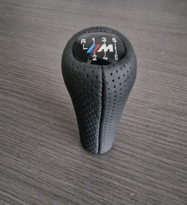 EMBLEMA DA ALAVANCA DE MUDANÇA DE 6 VELOCIDADES BMW M