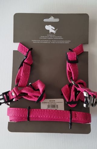 Pettorina con guinzaglio per cani