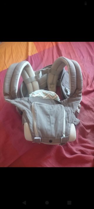 Mochila Porta bebé nueva 