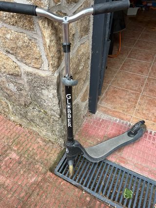 Monopatin scooter globber
