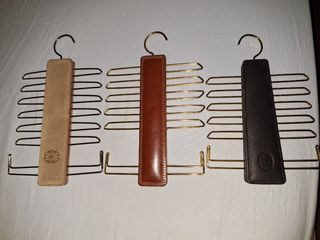 Perchas para corbatas piel vintage