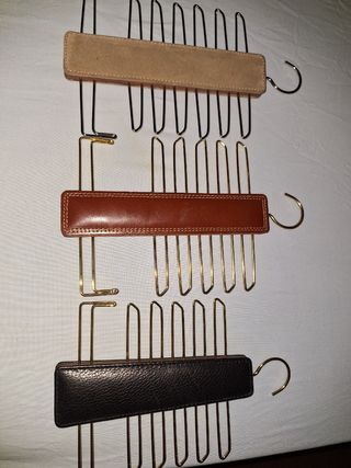 Perchas para corbatas piel vintage