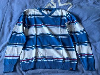 Jersey azul con rayas