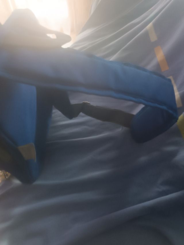 Mochila azul  dibujo piolin y colgante