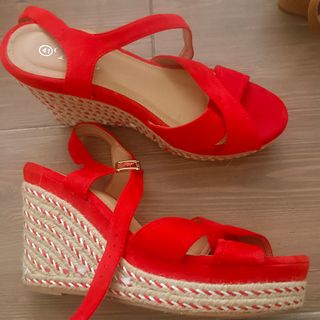 Cuñas rojas 41