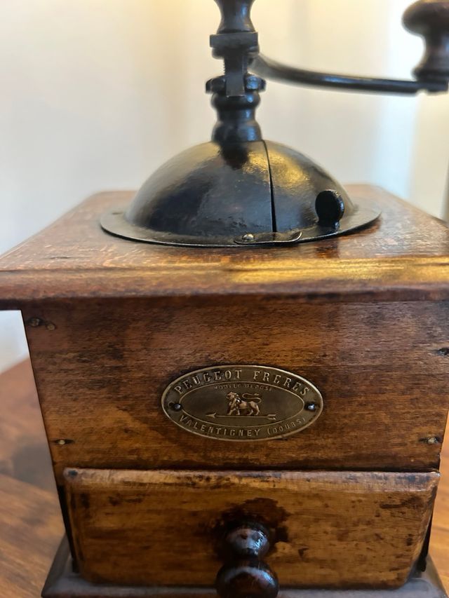 MOLINET DE CAFÈ ANTIC