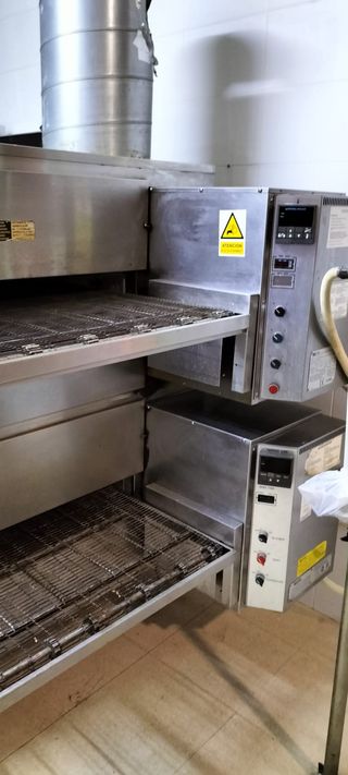SE VENDE HORNO DE PIZZA