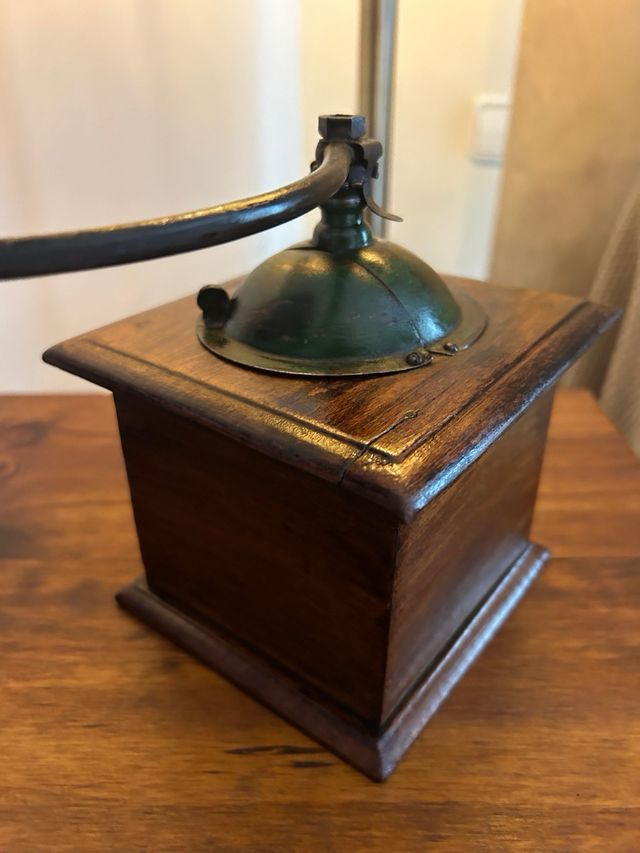 MOLINET DE CAFÈ ANTIC