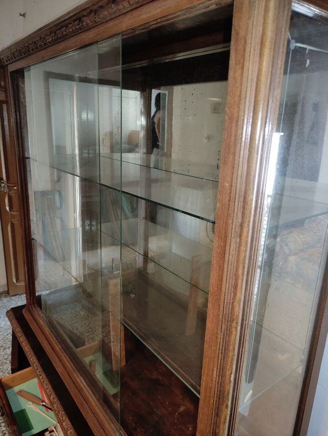 Vitrina antigua