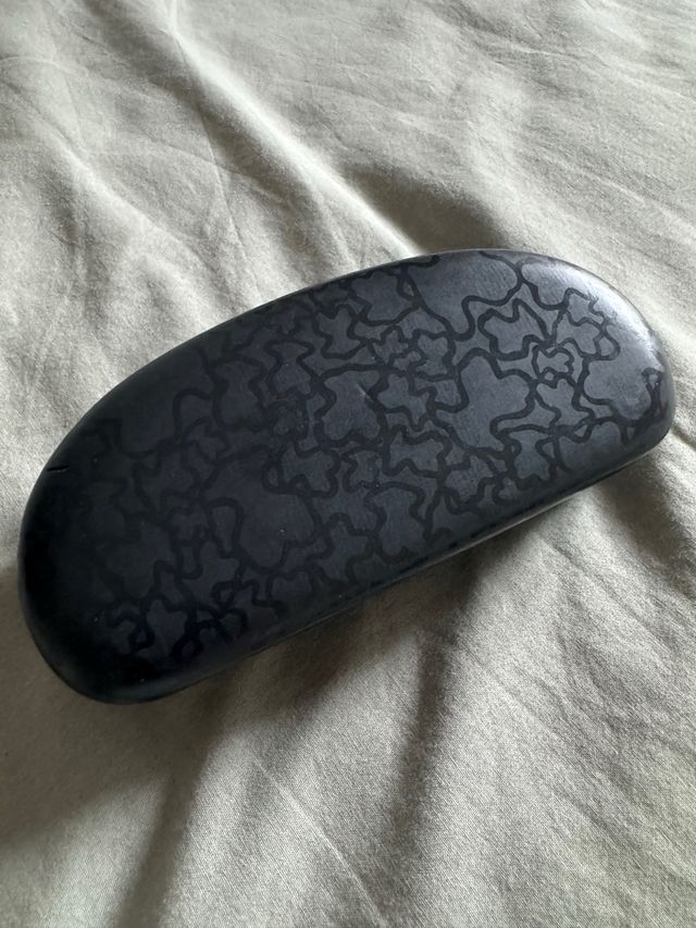 Funda rígida gafas Tous