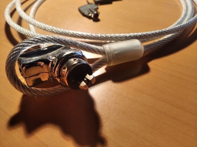 Cable antirrobos portátil