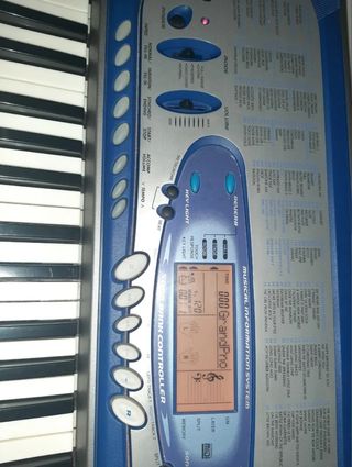 TECLADO ELECTRONICO CASIO CON LUZ