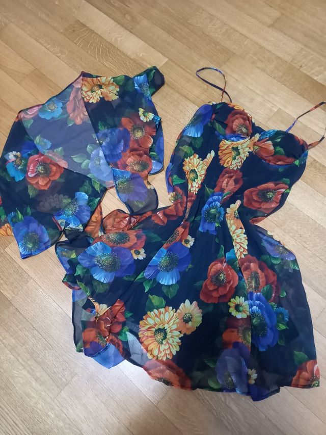 Abito con coprispalle tg. S