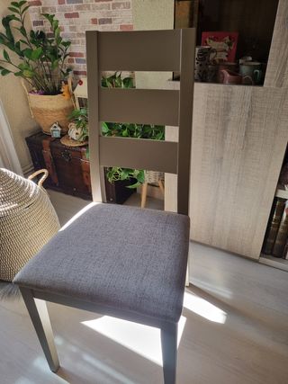 Conjunto de Mesa grande con sillas, y mesa centro