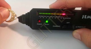 Anillo de oro 18kt de moissanita 7mm