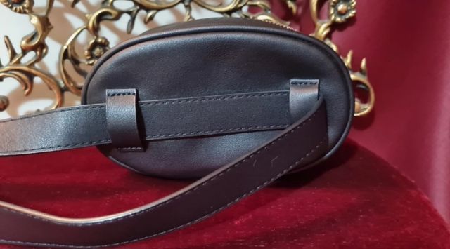 Marsupio Stradivarius