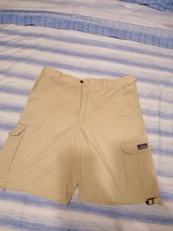 Pantaloncino color sabbia