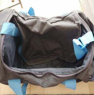 Bolsa de deporte, amplia y cómoda