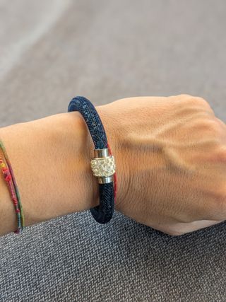 Bracciale in rete e brillantini