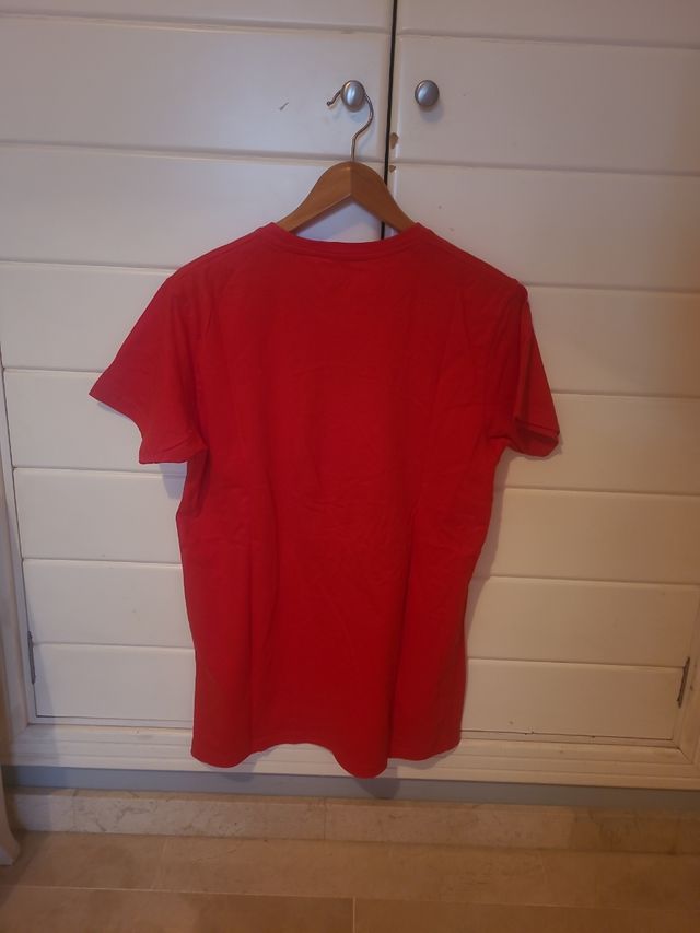 Camiseta roja