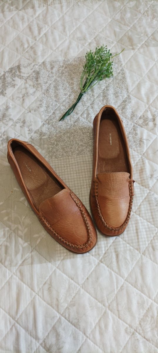 Mocasines de piel cuña T.36