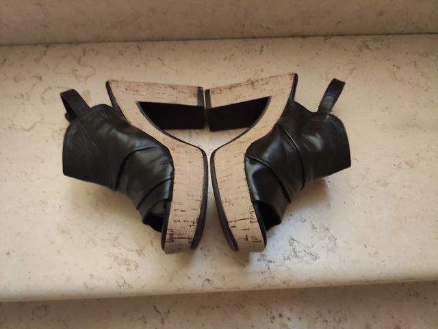 Vendo Sandalo GIADA misura n° 36 da donna