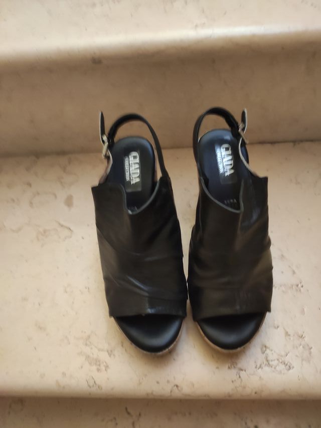 Vendo Sandalo GIADA misura n° 36 da donna