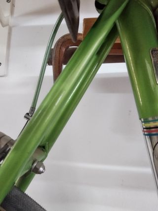 Bicicleta de carretera muy bien conservada