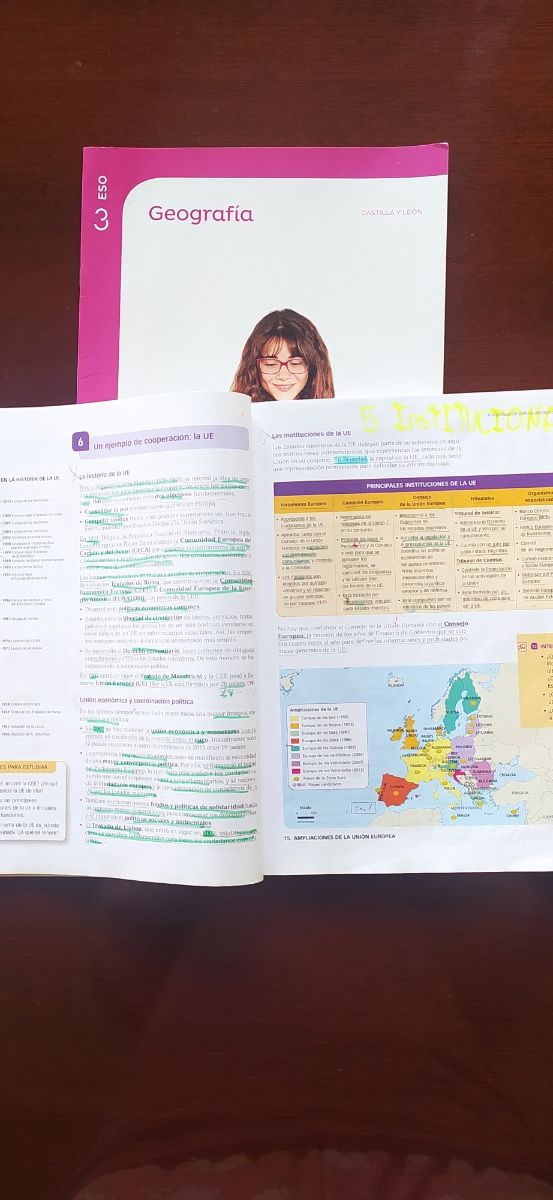 Geografía 3°ESO Santillana Descubre