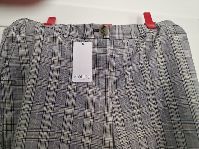 Bermuda mujer. Violeta by Mango