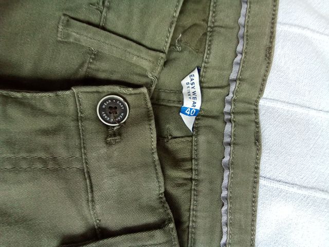 Pantalones chinos verde oscuro Easy Wear