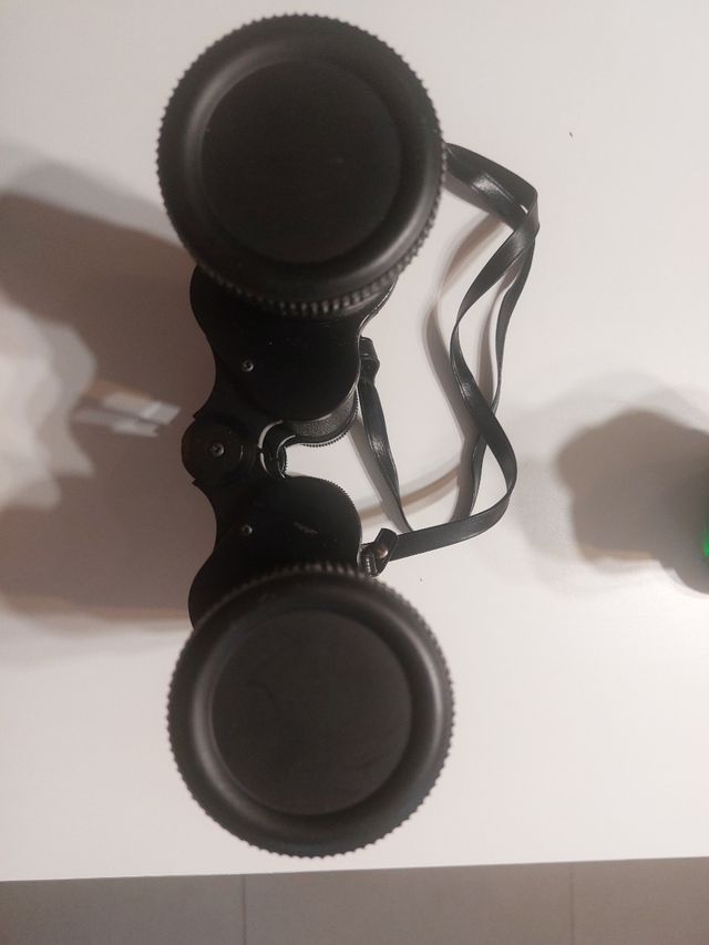 Binocolo con custodia