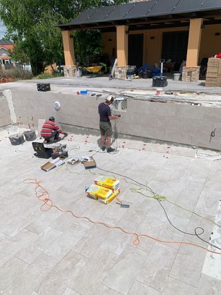 CONSTRUCCIÓN DE PISCINAS