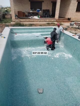 CONSTRUCCIÓN DE PISCINAS