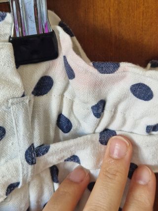 Bermudas blancas con lunares Zara 